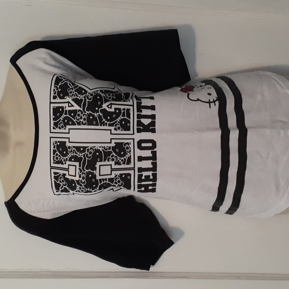 Plus Size 2 2x Torrid Hello Kitty Black White 3/4 Sleeve Tee Top NWOT